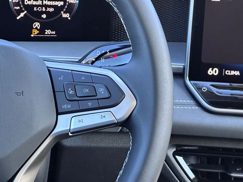 New 2026 Volkswagen Tiguan SE image 23