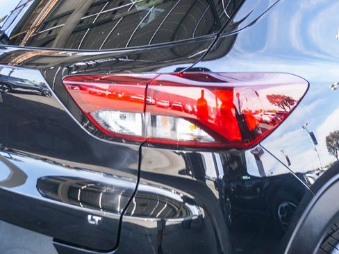 Used 2023 Chevrolet TrailBlazer LT w/ Convenience Package image 8