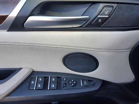 Used 2016 BMW X3 xDrive28i image 14