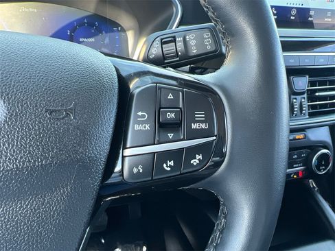 Used 2022 Ford Escape Titanium image 17