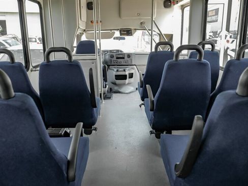 Used 2014 Ford E-350 and Econoline 350 Super Duty image 33