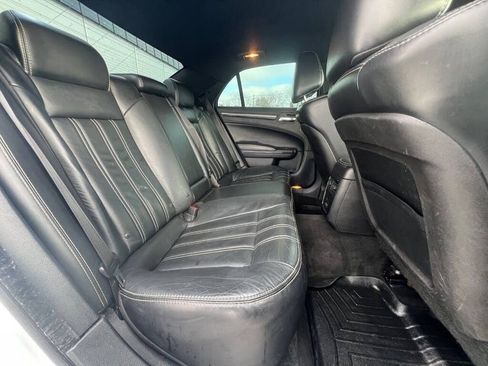 Used 2015 Chrysler 300 S image 27