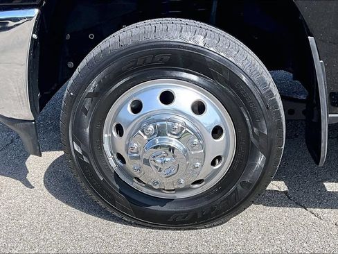 Used 2026 RAM 3500 Tradesman AWD/4WD image 8