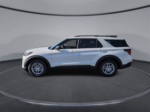 New 2026 Ford Explorer Active image 5
