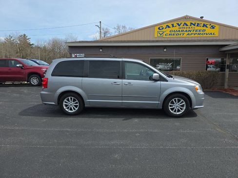 Used 2015 Dodge Grand Caravan SXT FWD image 5