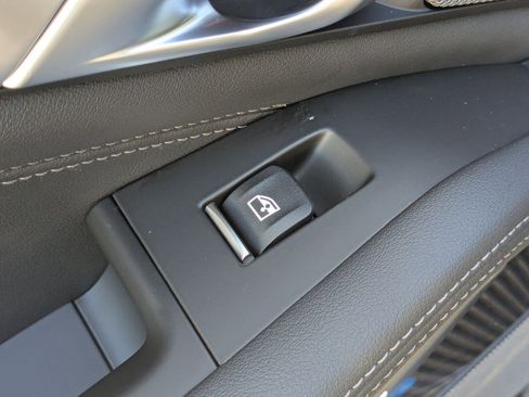 New 2026 BMW X5 M60i w/ Executive Package image 29