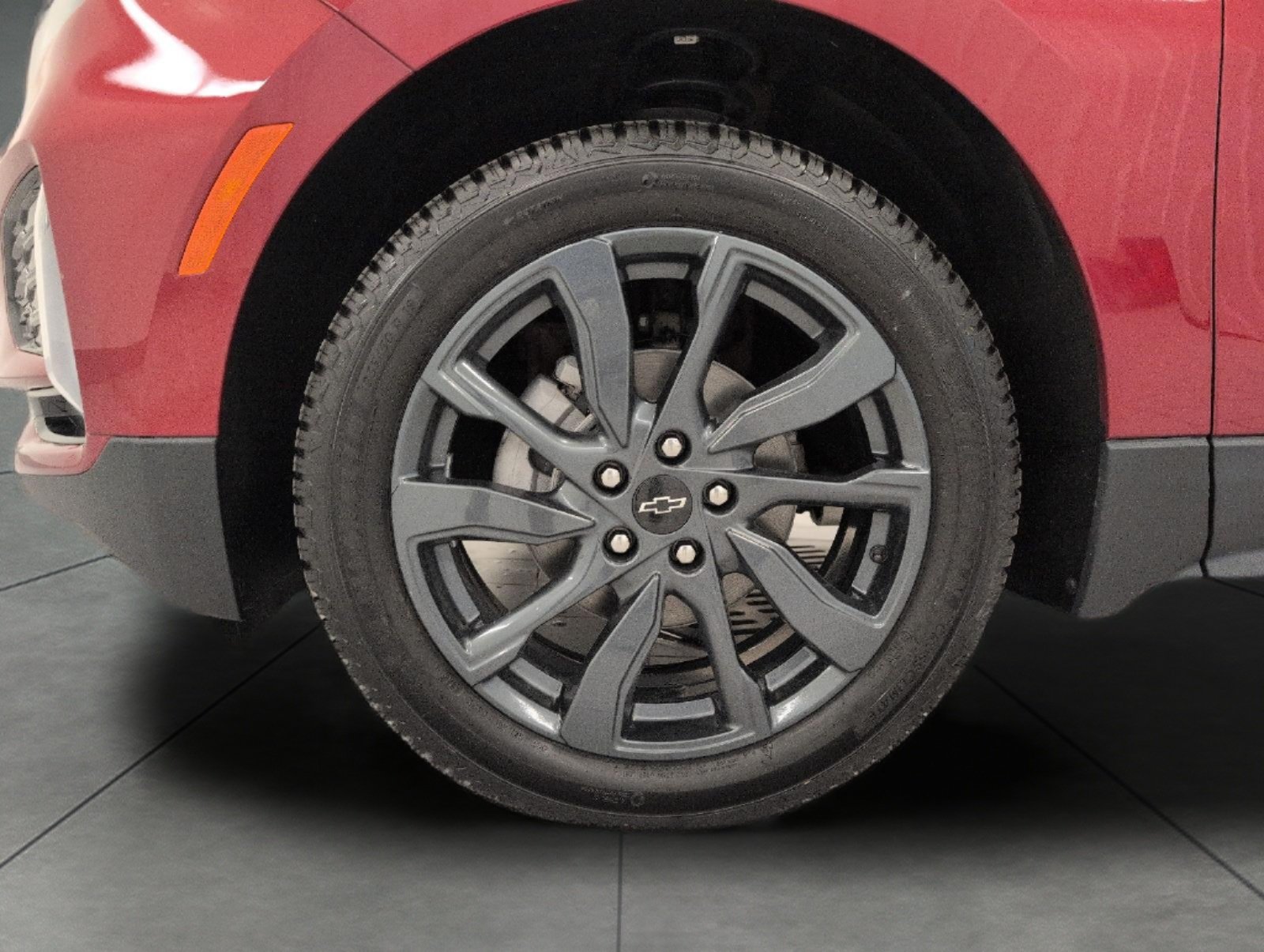 Certified 2022 Chevrolet Equinox RS w/ Infotainment Package AWD/4WD image 3
