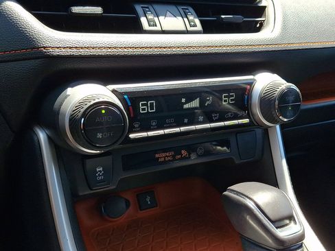 Certified 2021 Toyota RAV4 Adventure AWD/4WD image 17