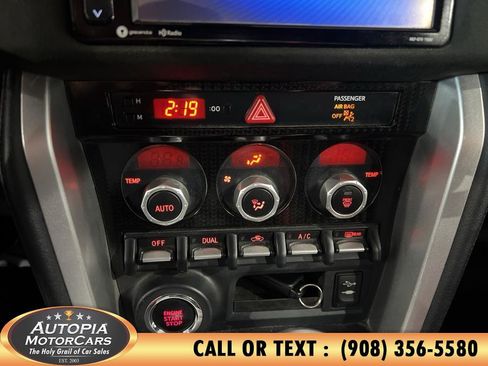 Used 2019 Toyota 86 TRD SE image 25