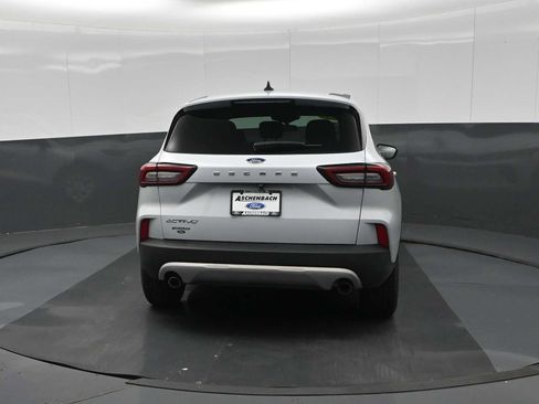 Certified 2025 Ford Escape Active w/ Cold Weather Package FWD image 8