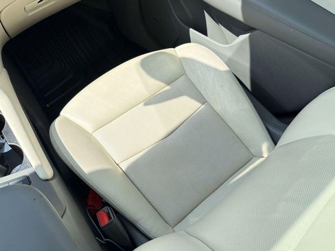 Used 2023 Cadillac XT6 Premium Luxury image 32