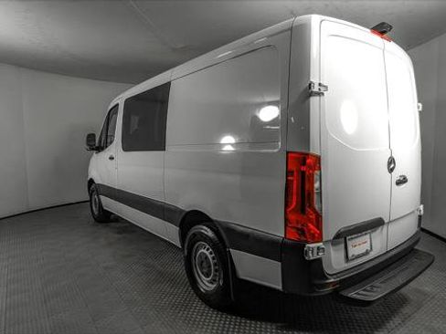 Used 2022 Mercedes-Benz Sprinter 2500 image 6