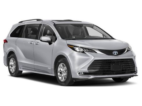 Used 2022 Toyota Sienna XLE w/ XLE Plus Package FWD image 6