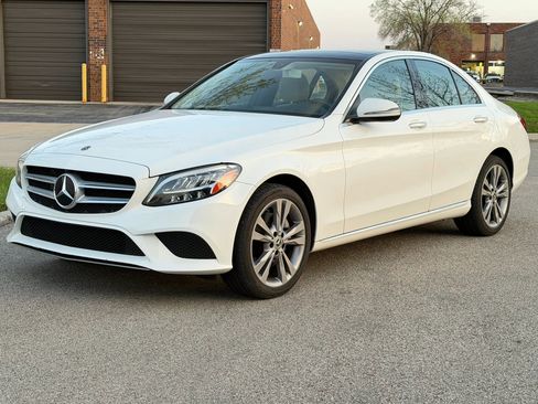 Used 2019 Mercedes-Benz C 300 4MATIC Sedan image 2