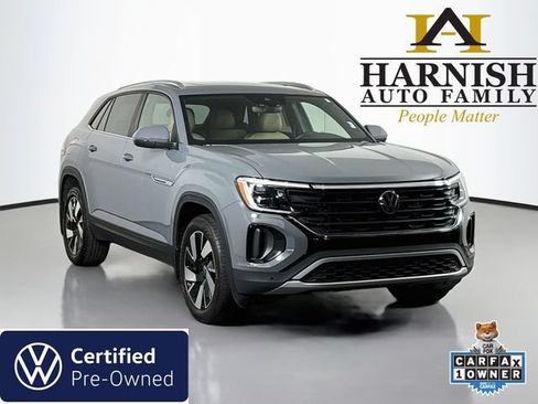 Certified 2025 Volkswagen Atlas Cross Sport SE AWD/4WD image 1