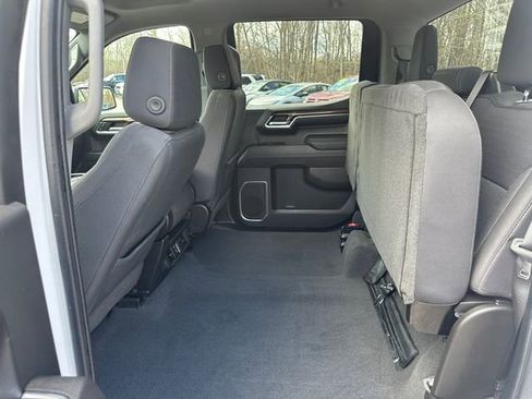 Used 2023 Chevrolet Silverado 1500 LT image 17