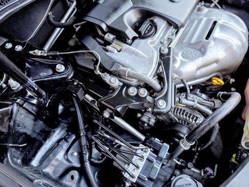 Used 2014 Toyota Camry SE image 35