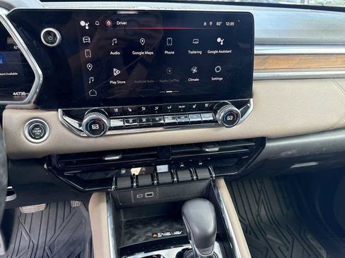 Used 2023 GMC Canyon Denali image 23