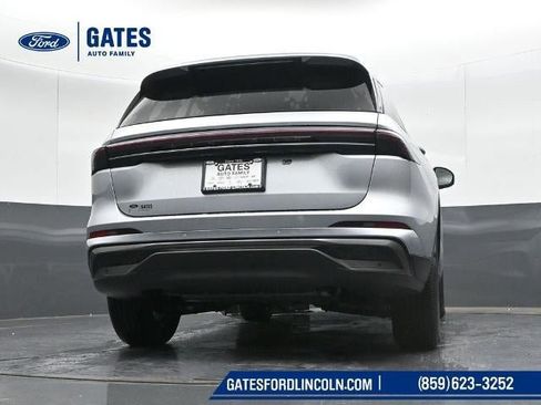 New 2025 Lincoln Nautilus Premier w/ Equipment Group 102A image 40