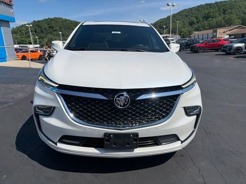 Used 2022 Buick Enclave Avenir w/ Avenir Technology Package AWD/4WD image 2