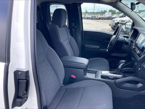 Used 2025 Nissan Frontier S RWD image 26