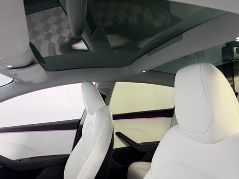 Used 2025 Tesla Model 3 Long Range image 24