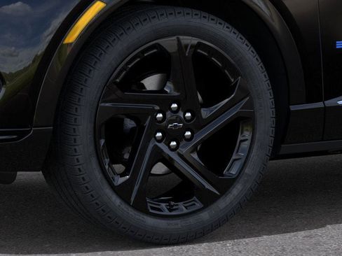 New 2026 Chevrolet Equinox EV RS w/ Convenience Package II image 33