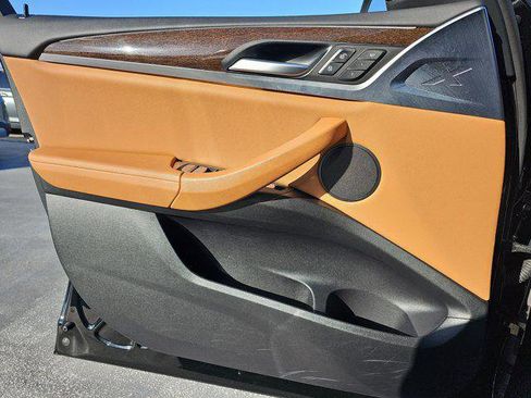 Used 2024 BMW X3 sDrive30i w/ Premium Package image 27