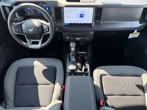 New 2025 Ford Bronco Big Bend image 6