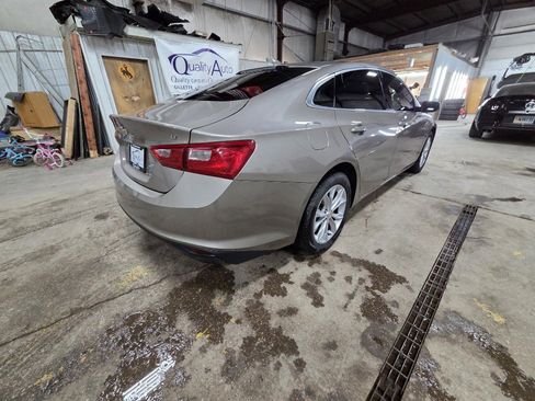 Used 2023 Chevrolet Malibu LT image 9