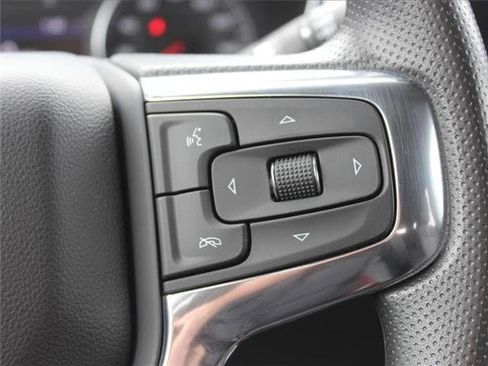 Used 2023 Chevrolet Blazer LT w/ Convenience Package image 11