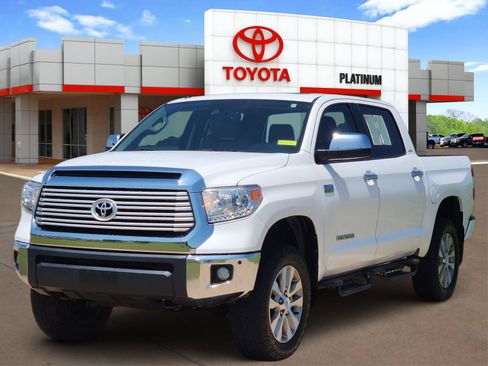 Used 2016 Toyota Tundra Limited w/ Limited Premium Package AWD/4WD image 2