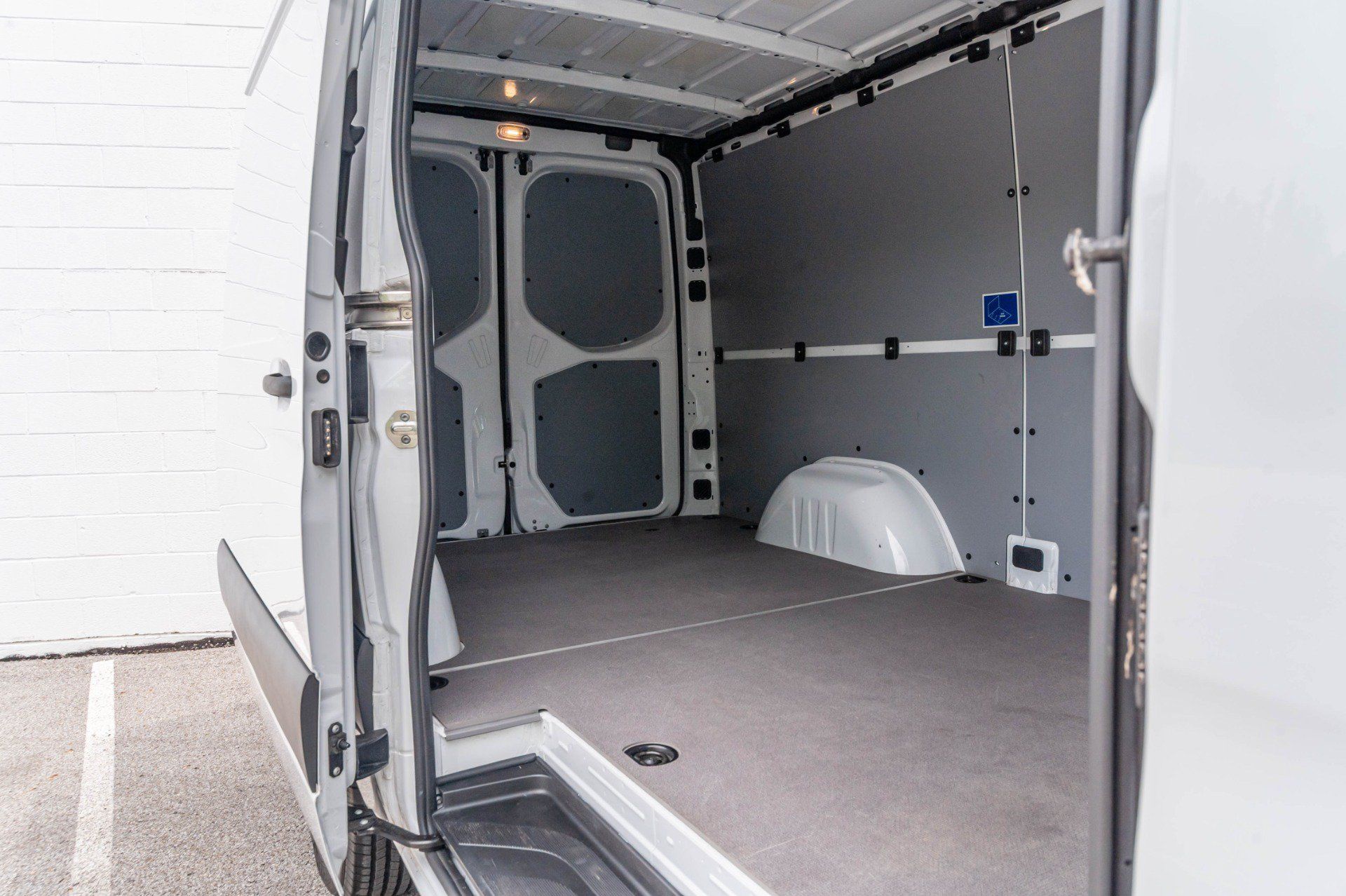Used 2021 Mercedes-Benz Sprinter 2500 w/ Driver Convenience Package image 54