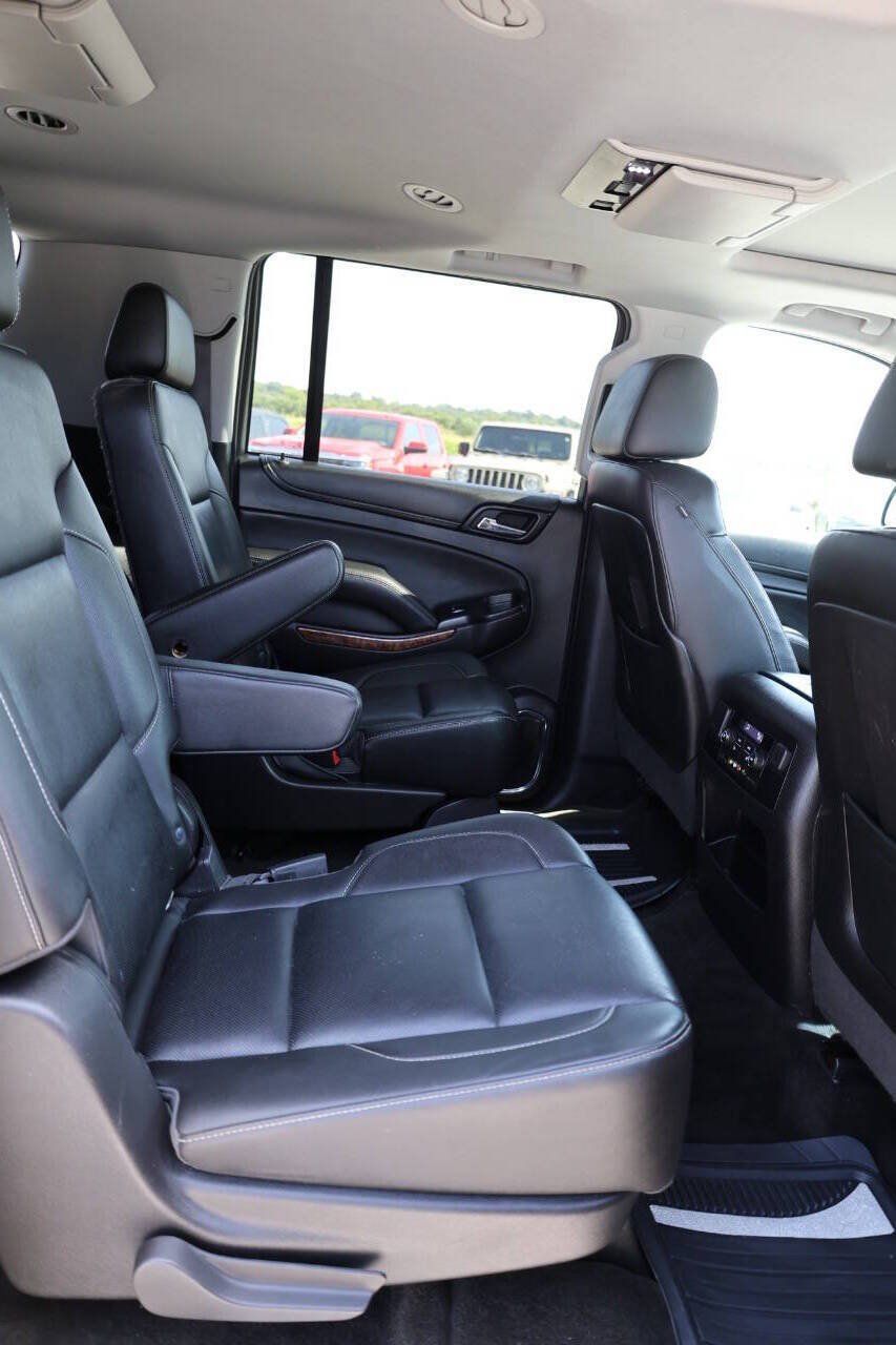 Used 2016 Chevrolet Suburban LTZ AWD/4WD image 16