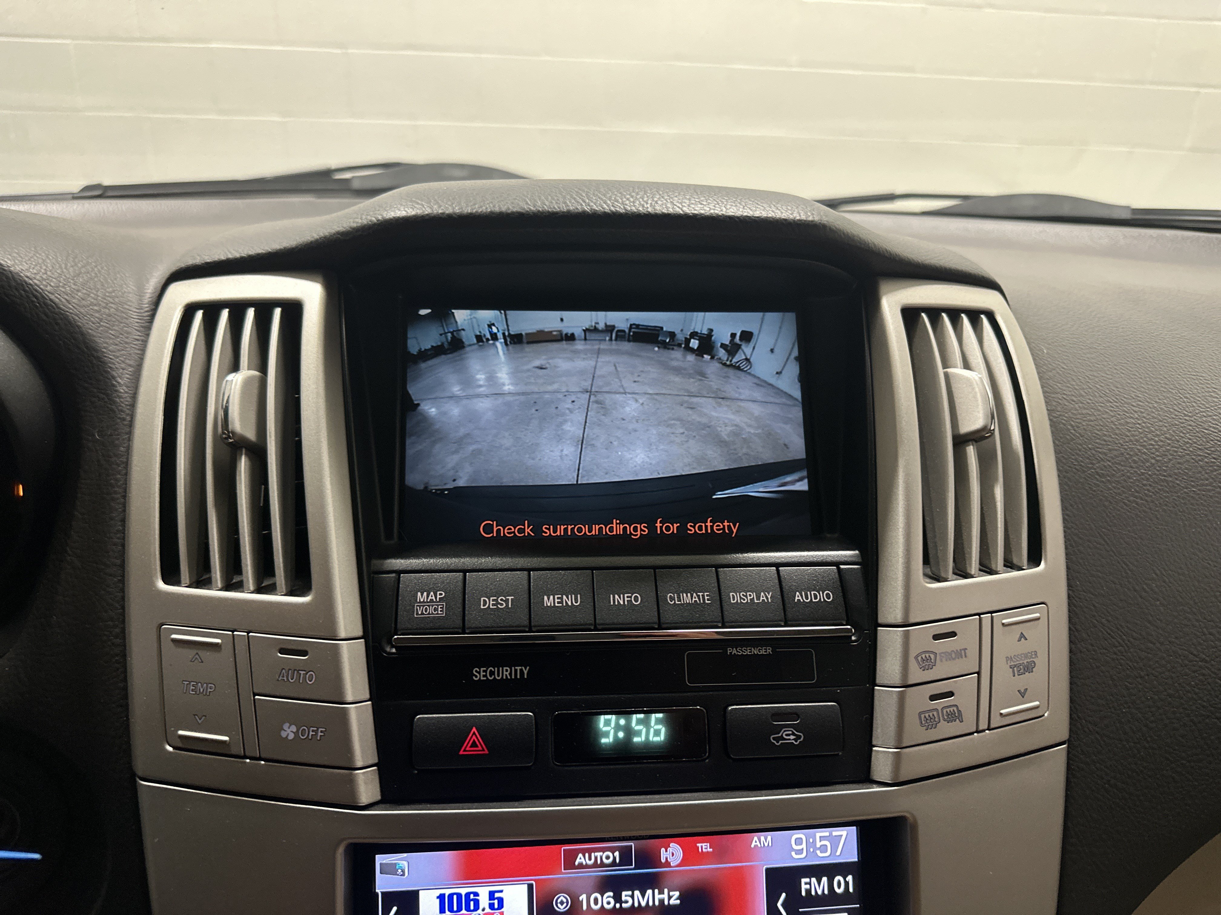 Used 2008 Lexus RX 400h AWD image 25