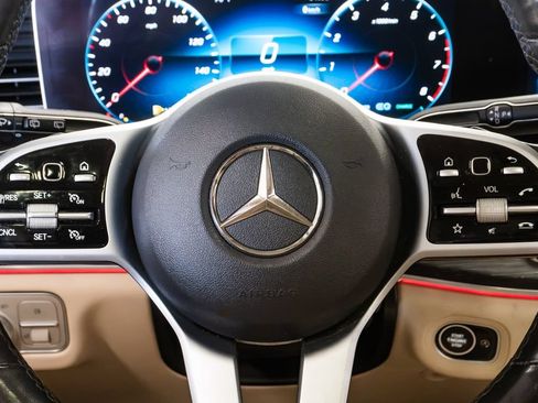 Used 2020 Mercedes-Benz GLE 450 4MATIC image 13