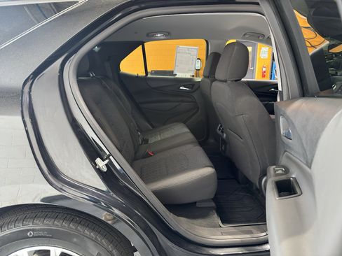 Used 2024 Chevrolet Equinox LT w/ LPO, Floor Liner Package FWD image 40