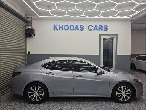 Used 2015 Acura TLX w/ Technology Package FWD image 5