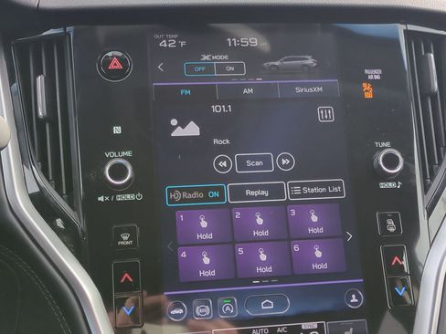 Used 2022 Subaru Outback Premium image 26