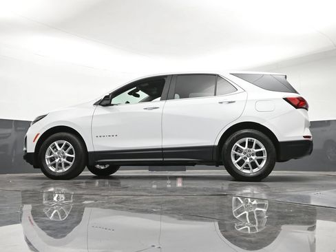 Certified 2024 Chevrolet Equinox LT AWD/4WD image 25
