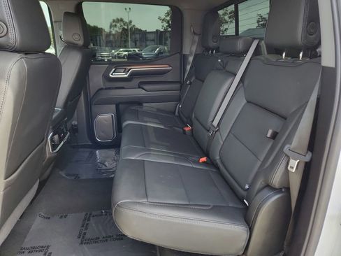 Used 2024 GMC Sierra 1500 Denali AWD/4WD image 18