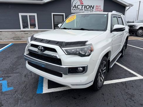 Used 2019 Toyota 4Runner 4WD image 9
