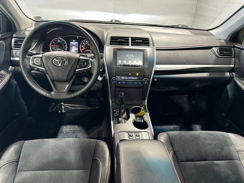 Used 2015 Toyota Camry XSE w/ Advanced Technology Package FWD image 8