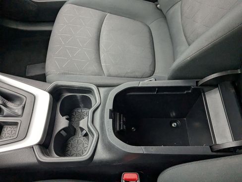 Used 2019 Toyota RAV4 XLE image 25