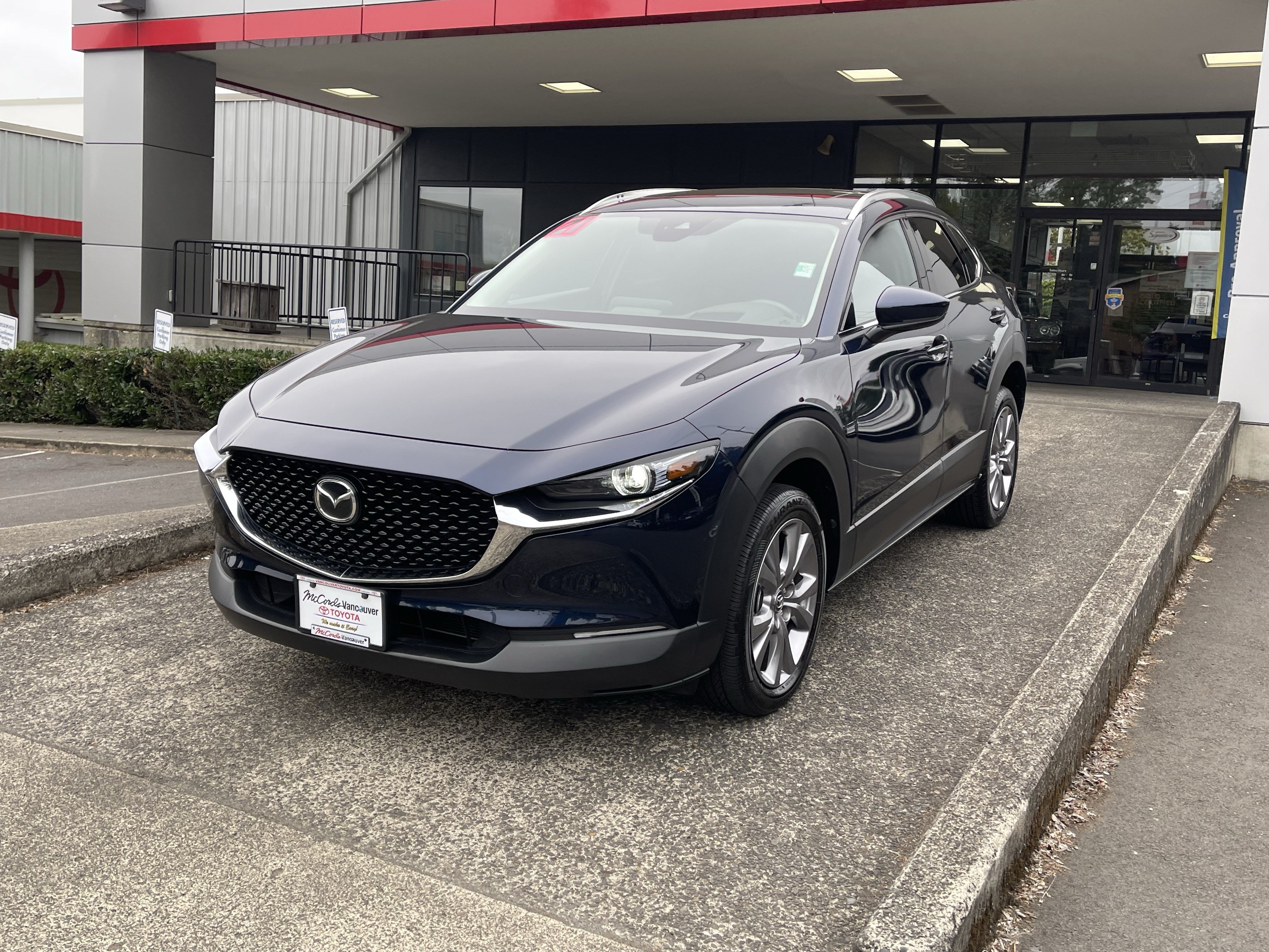 Used 2021 MAZDA CX-30 AWD 2.5 S w/ Premium Package image 3