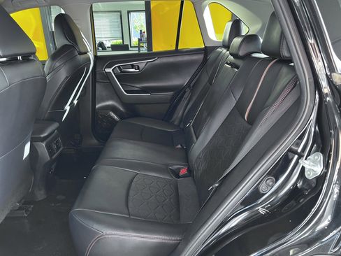 Used 2021 Toyota RAV4 Adventure image 18