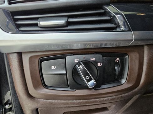 Used 2016 BMW X5 xDrive40e image 37