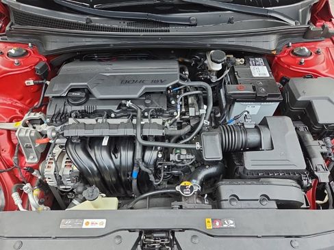 Used 2021 Hyundai Elantra SEL FWD image 40