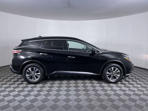 Used 2018 Nissan Murano SV image 10