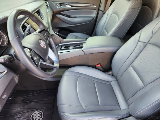 Used 2023 Buick Enclave Essence w/ Experience Buick Package FWD image 4